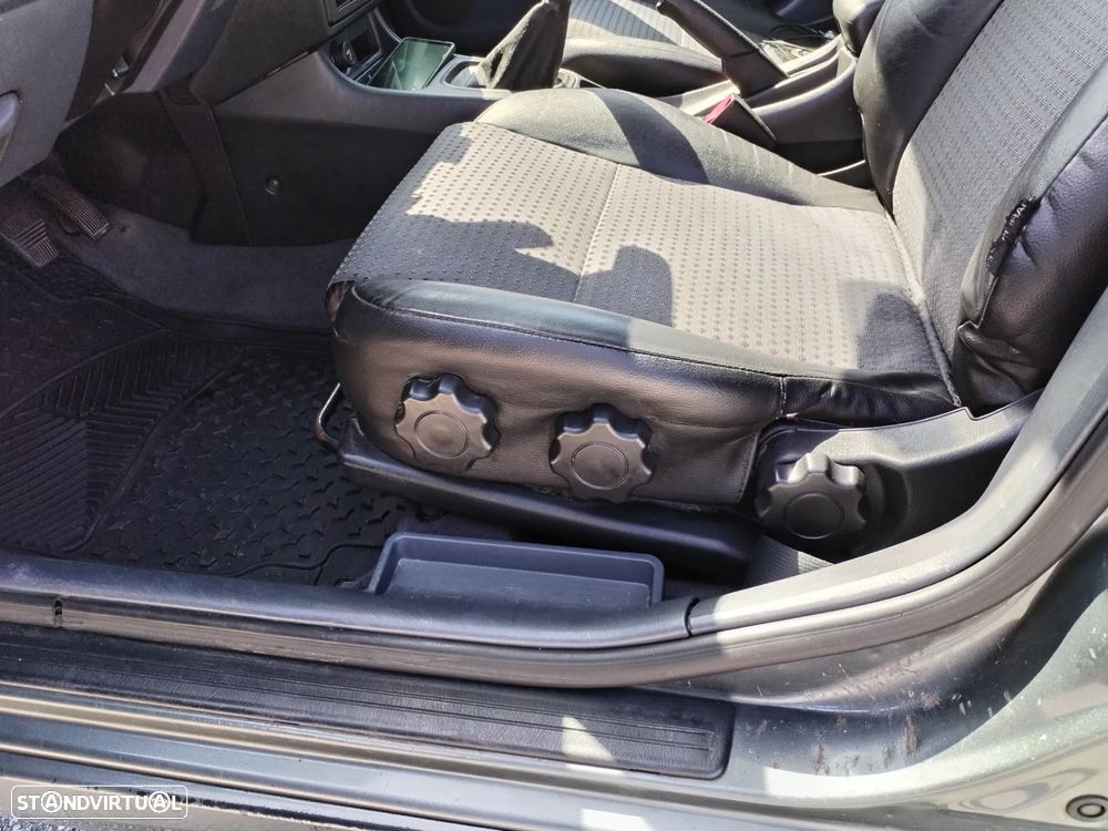 Nissan Almera - 18