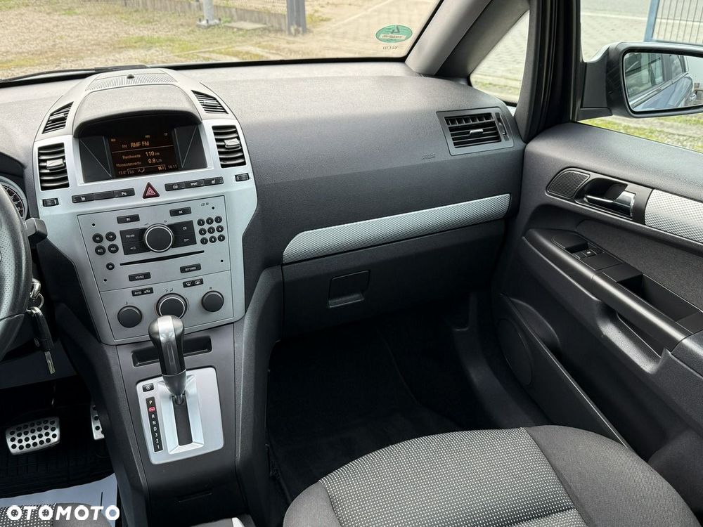Opel Zafira - 19