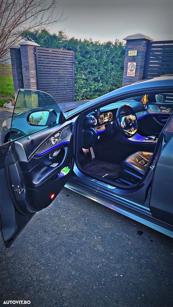 Mercedes-Benz CLS 350 d 4MATIC Aut - 9