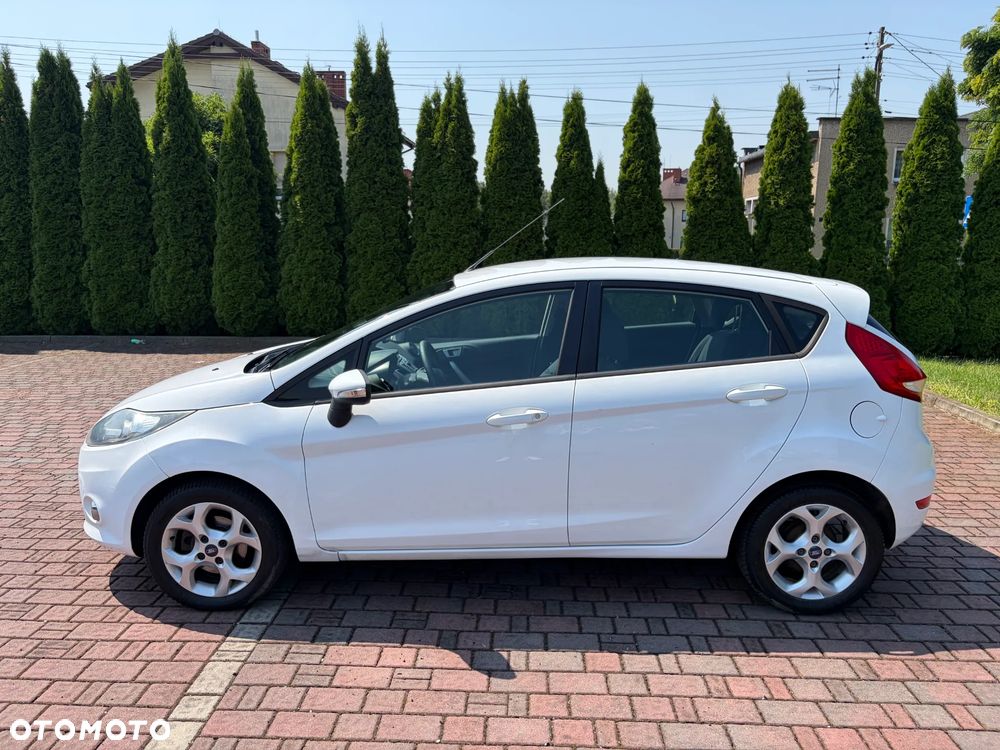 Ford Fiesta 1.25 Ambiente EU5 - 6