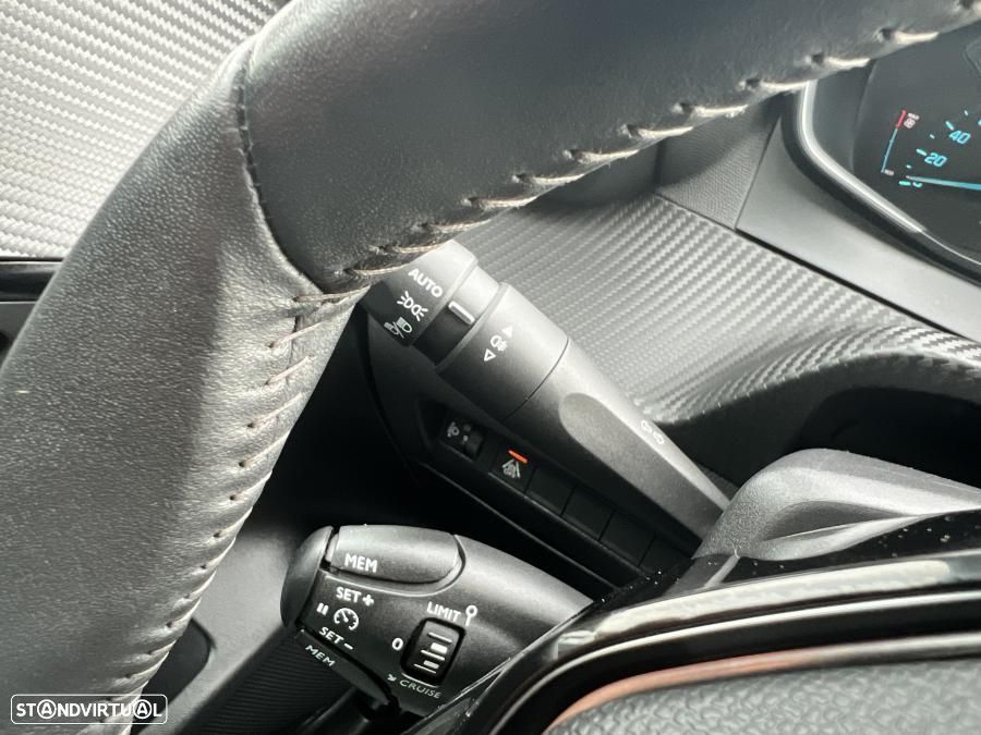 Peugeot e-208 50 kWh Allure Pack - 28