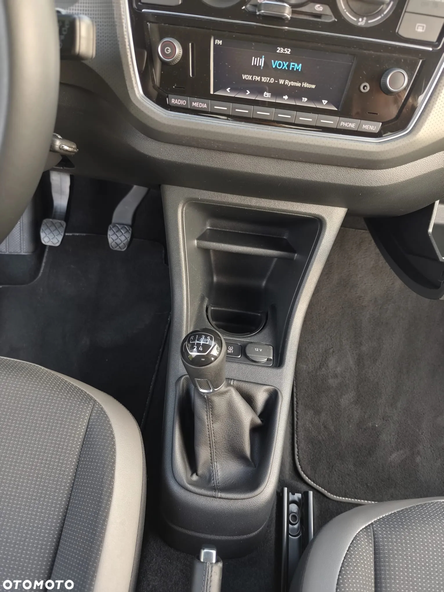 Volkswagen up! 1.0 TSI high - 4