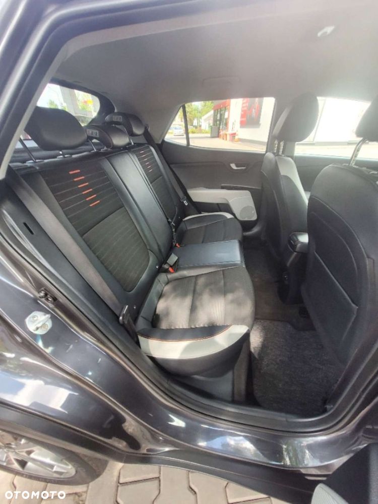 Kia Stonic 1.0 T-GDI 120 Platinum Edition - 17