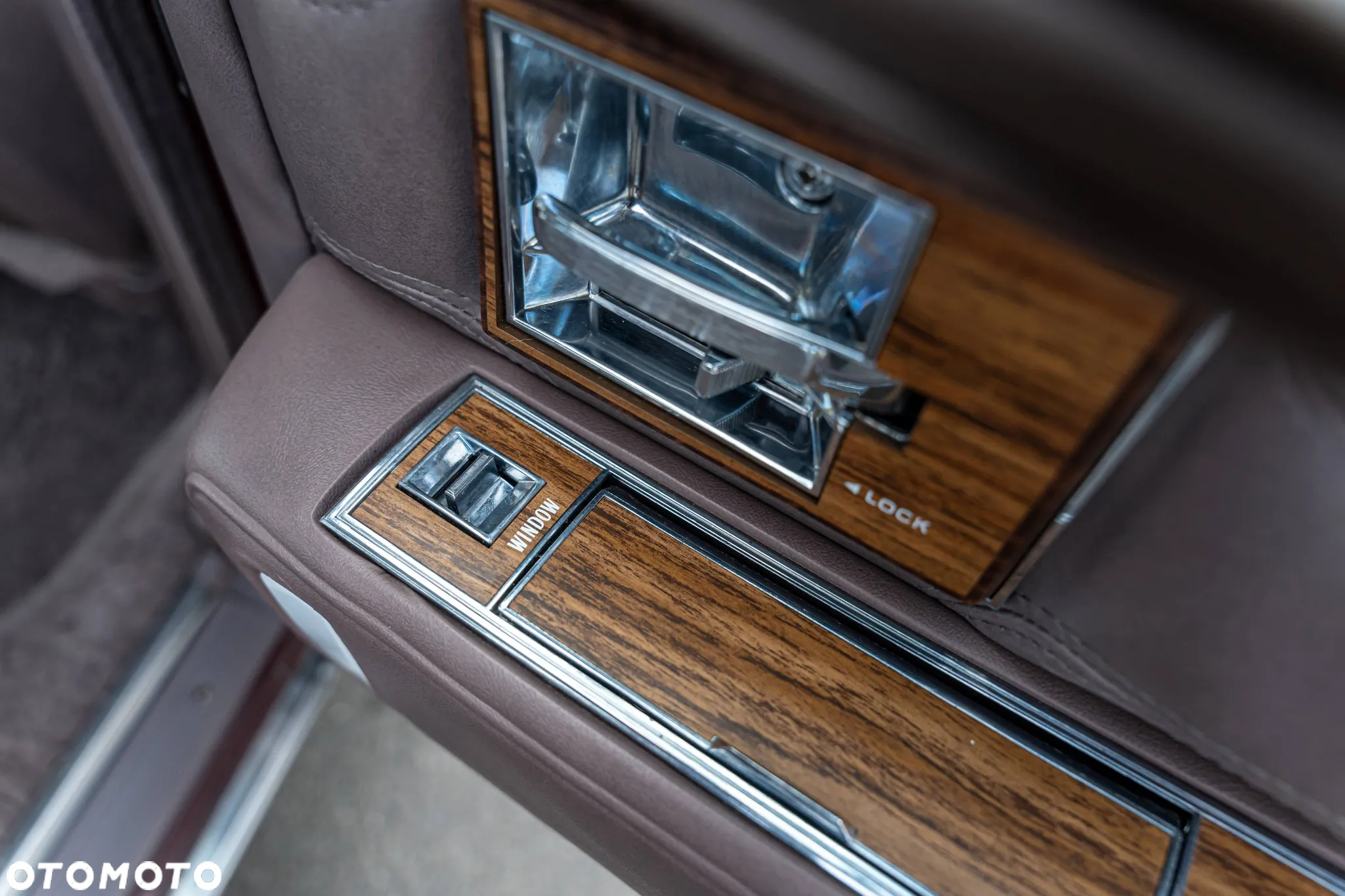 Cadillac Seville - 35