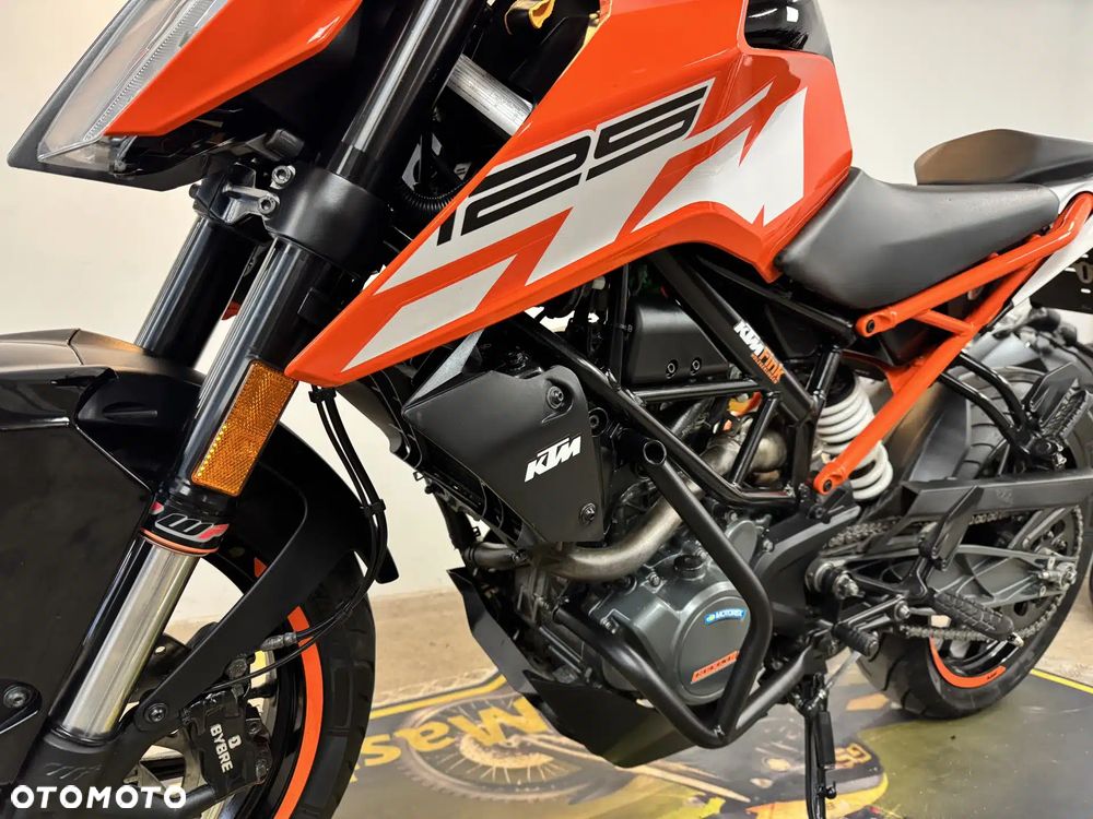 KTM Duke - 19