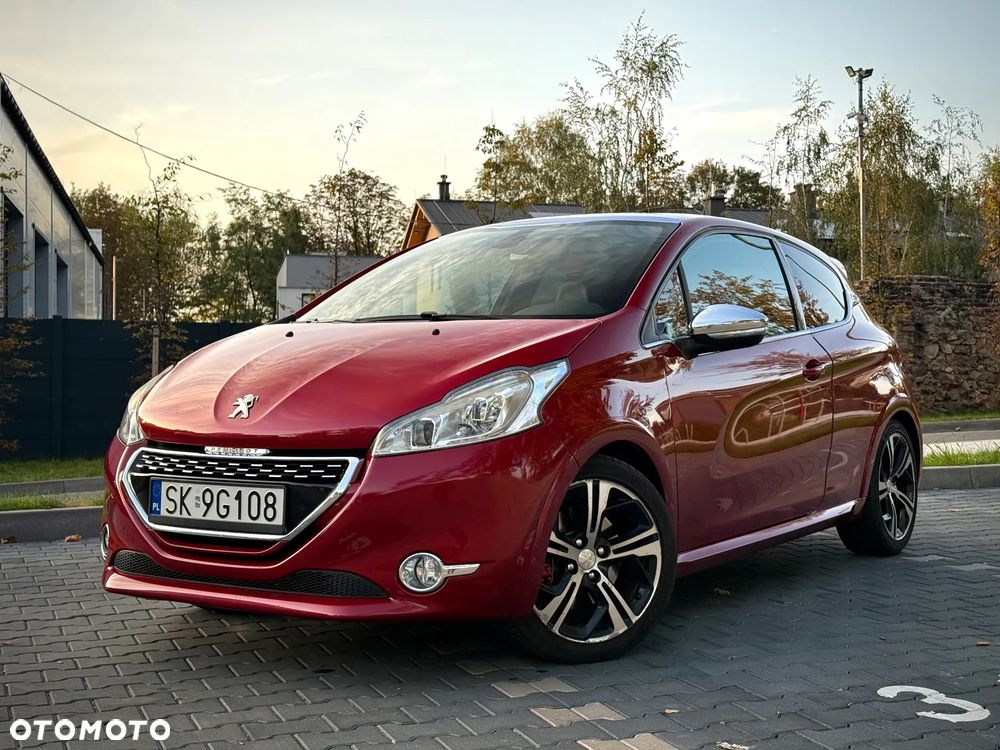 Peugeot 208 1.6 THP GTi - 32