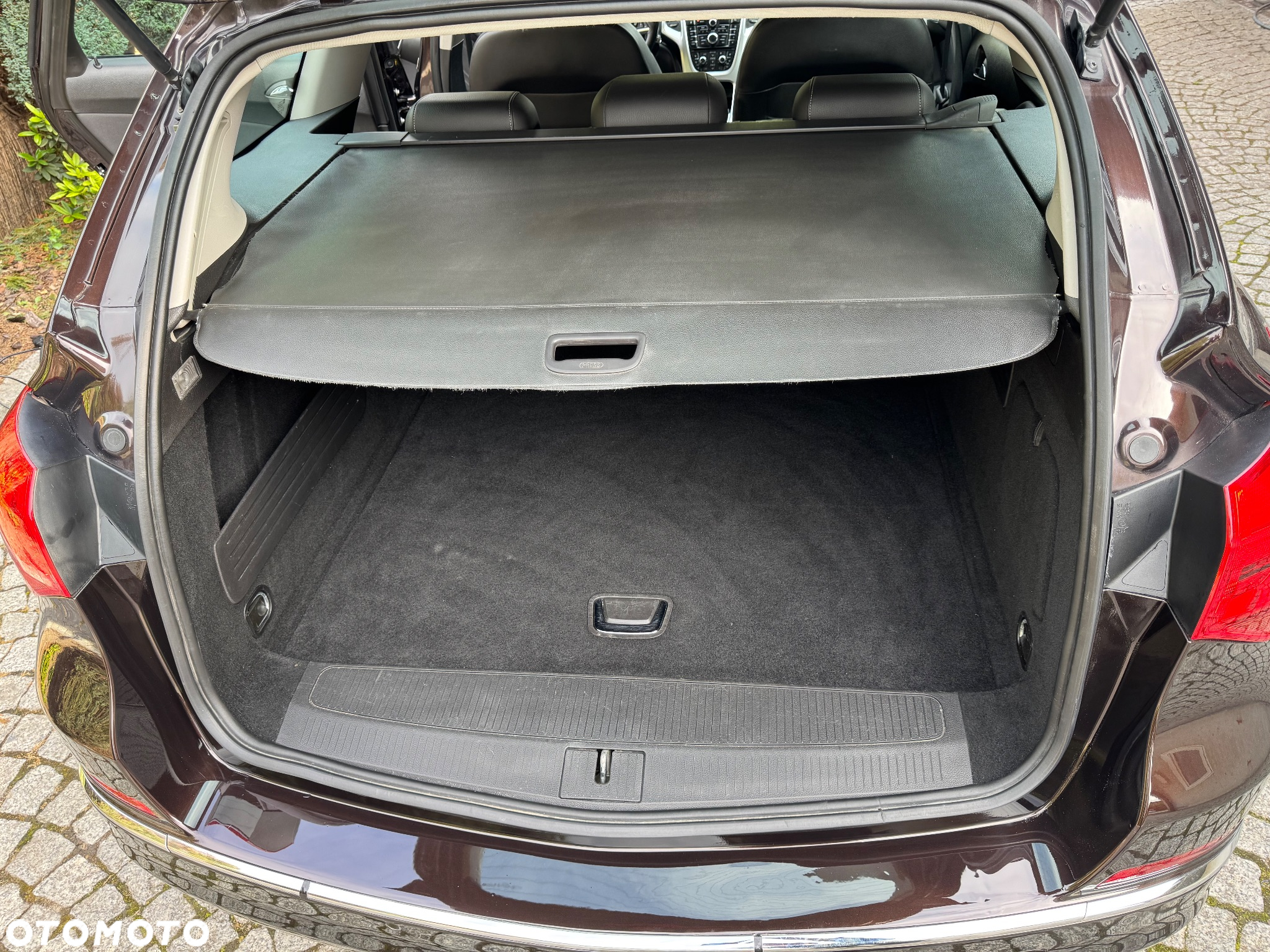 Opel Astra IV 1.4 T Cosmo - 30