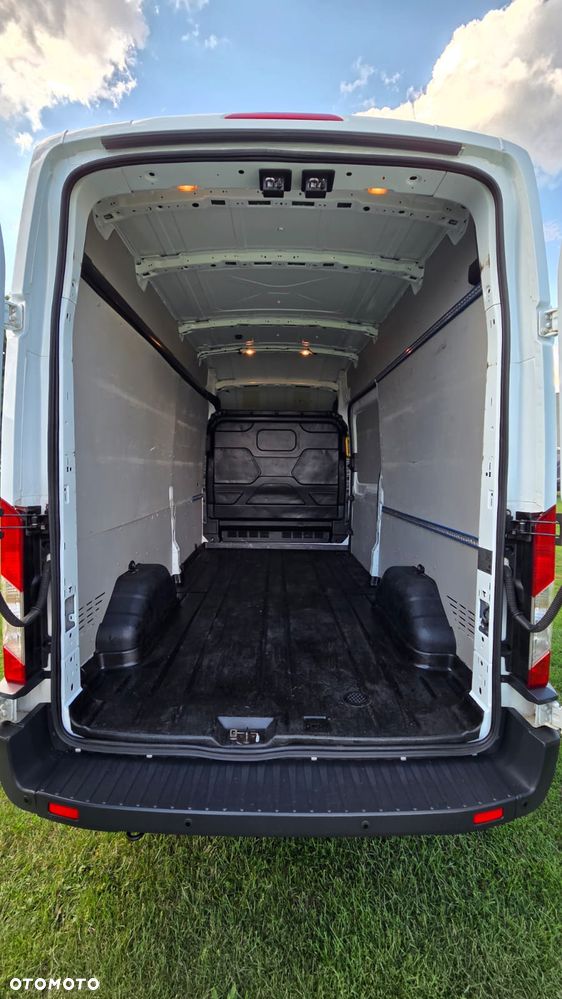 Ford Transit - 17
