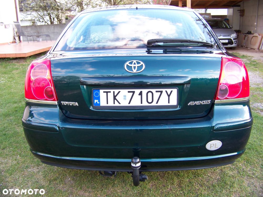 Toyota Avensis 2.0 D-4D - 8