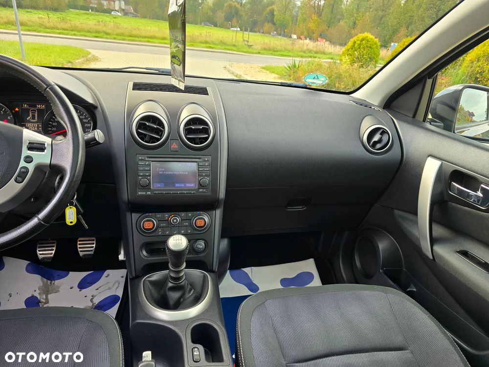 Nissan Qashqai 2.0 Visia - 27