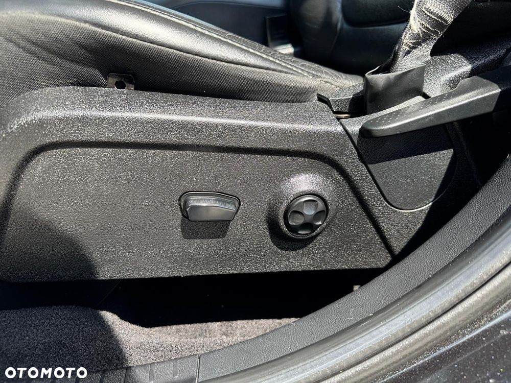 Fiat Freemont 2.0 Multijet 16V DPF Automatik Allrad Black Code - 30