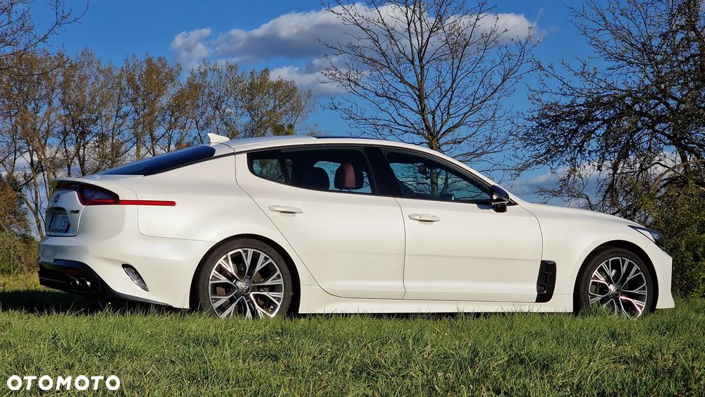 Kia Stinger 2.0 T-GDI GT Line - 9