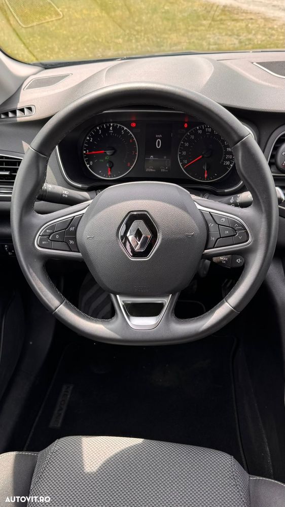 Renault Megane TCe 140 GPF Life - 12