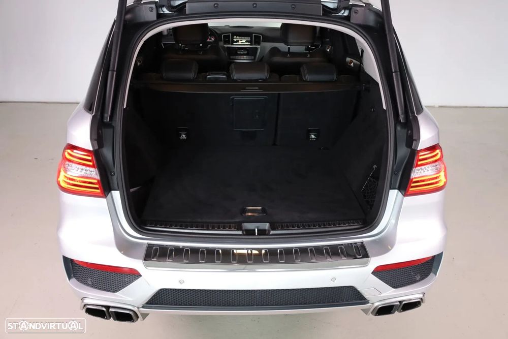 Mercedes-Benz ML 63 AMG 4Matic SpeedshiftFT 7G-TRONIC Performance Package - 23