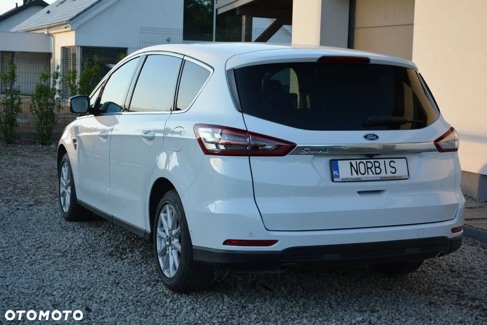 Ford S-Max 2.0 TDCi Titanium - 4