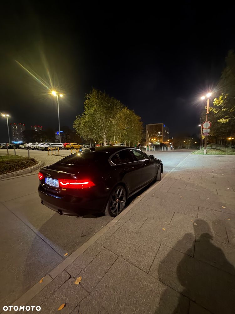 Jaguar Xe 2018 photo 5