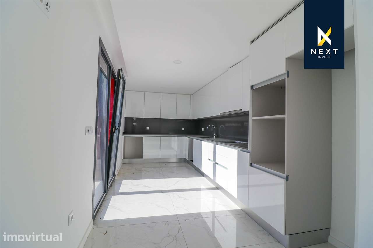Oportunidade Única no Coração de Viseu – Apartamento T4 + Dois T2 Inde - Grande imagem: 2/30