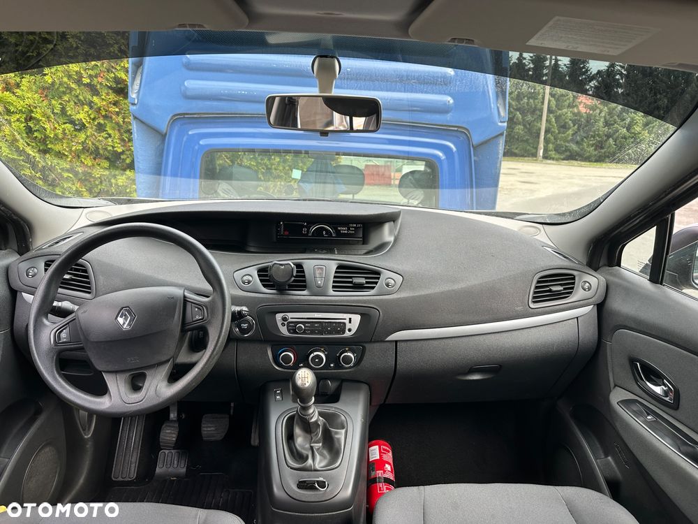 Renault Grand Scenic 1.6 16V 110 Authentique - 17