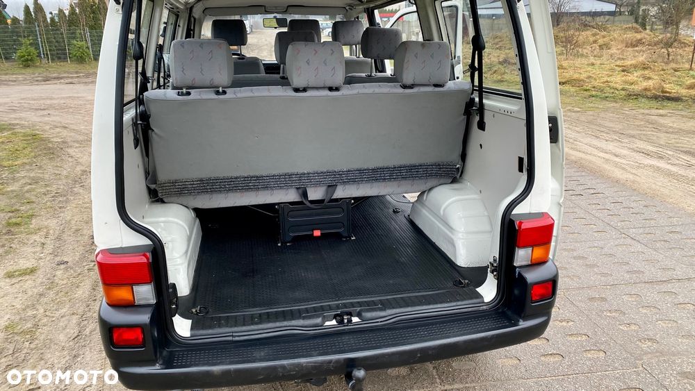 Volkswagen Transporter - 21