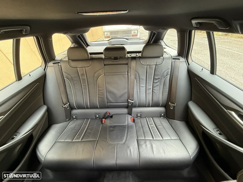 BMW 530 e Pack Desportivo M - 45