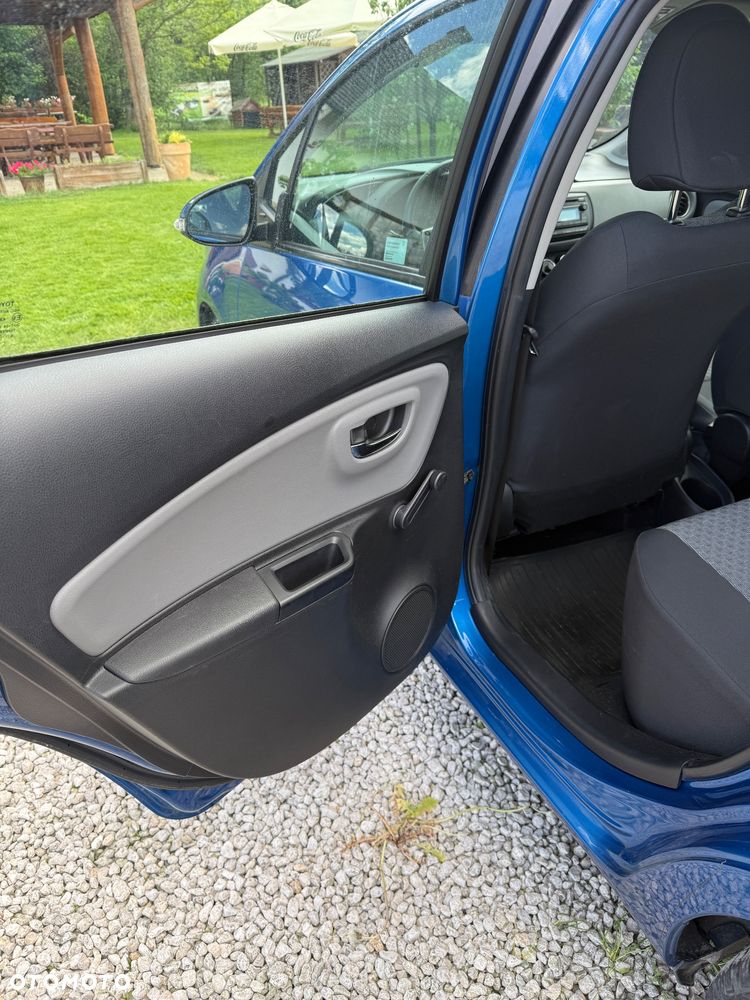 Toyota Yaris - 17