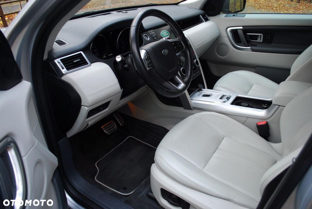 Land Rover Discovery Sport 2.0 Si4 HSE Luxury - 15