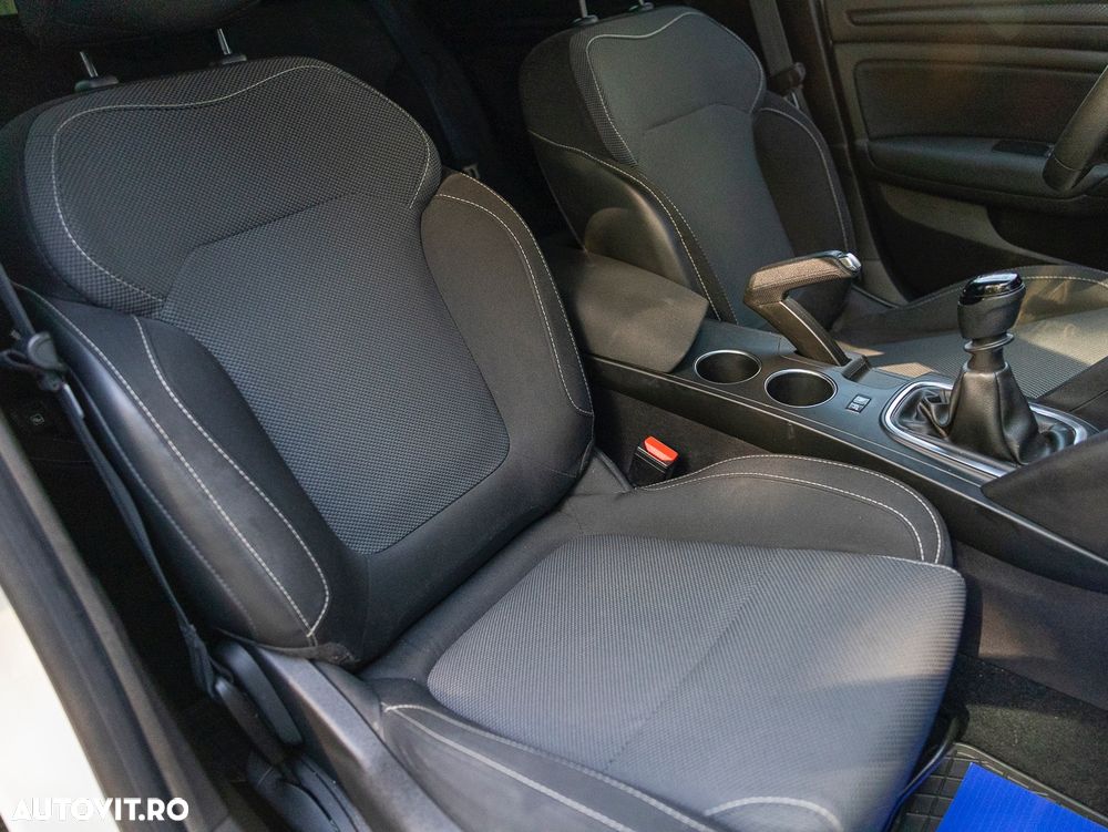 Renault Megane BLUE dCi Life - 13