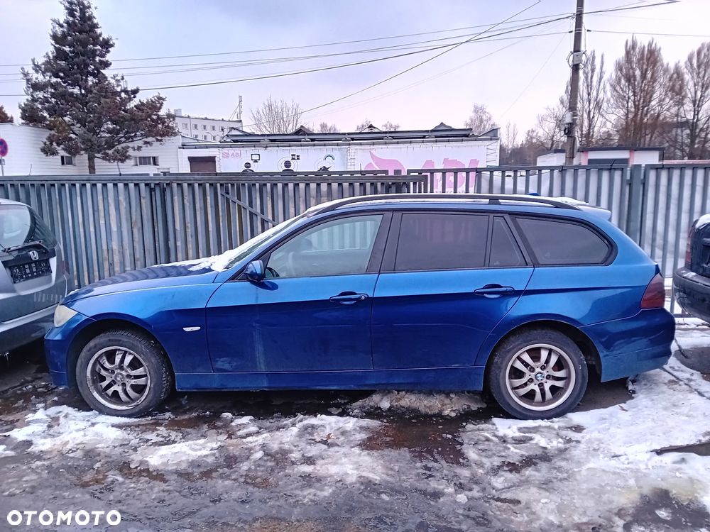 *BMW E91* Samochód na części - 1