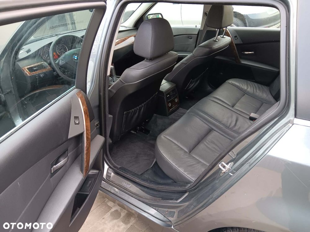 BMW Seria 5 530xd - 11