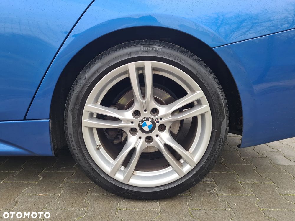 BMW Seria 3 318i M Sport Shadow - 15