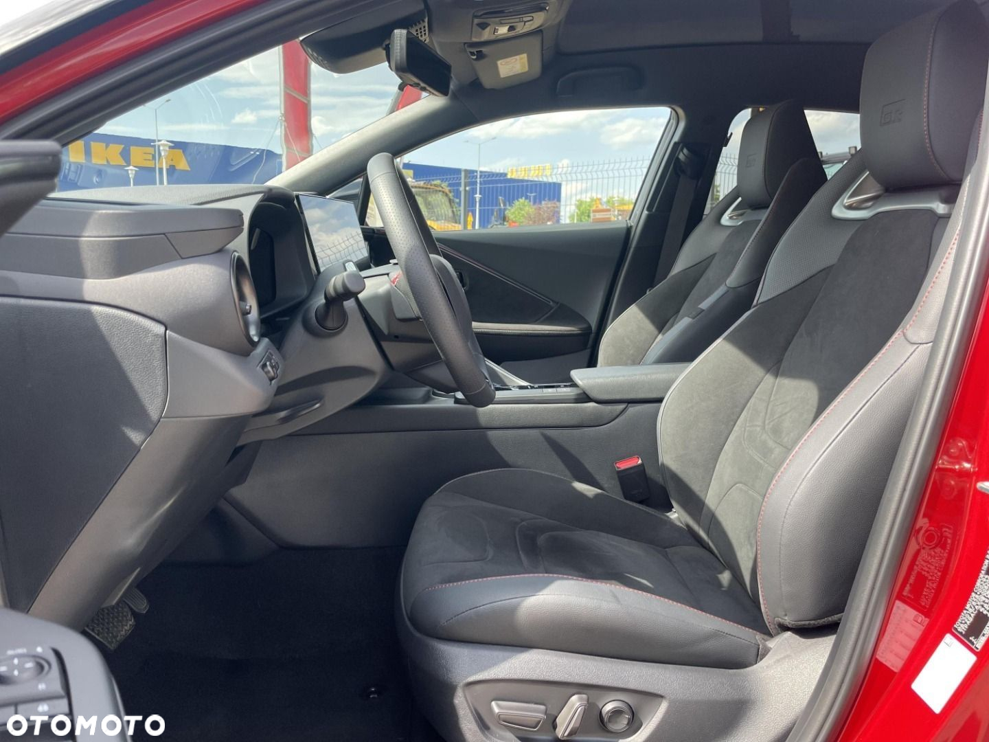 Toyota C-HR - 13