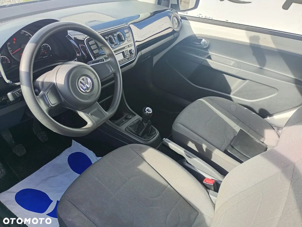 Volkswagen up! 1.0 beats - 7