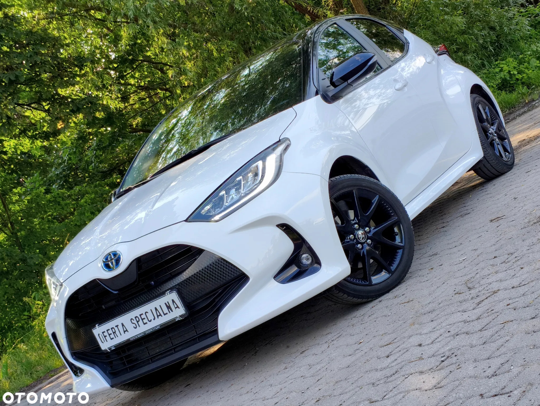 Toyota Yaris Hybrid 1.5 Selection Style - 24