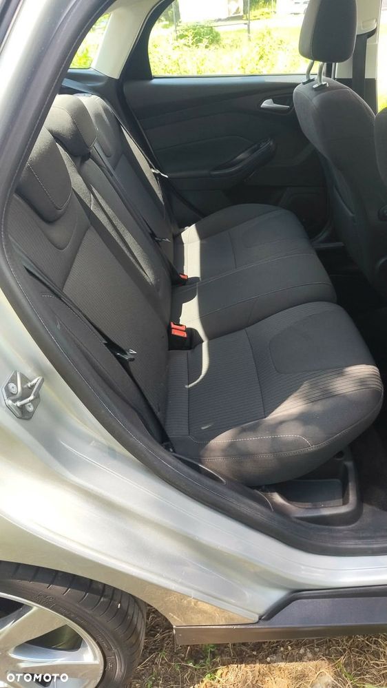 Ford Focus 1.6 EcoBoost Edition - 9