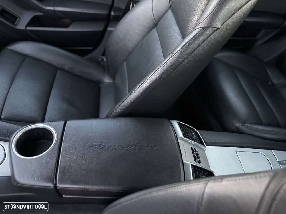 Porsche Panamera 3.0 V6 - 31