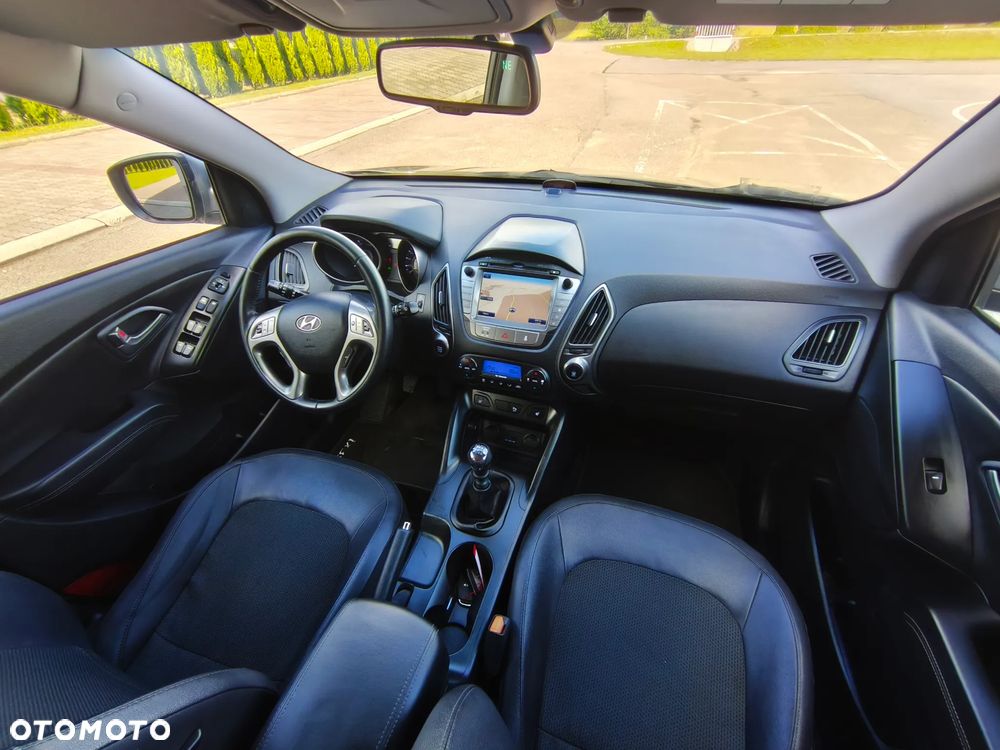 Hyundai ix35 - 23