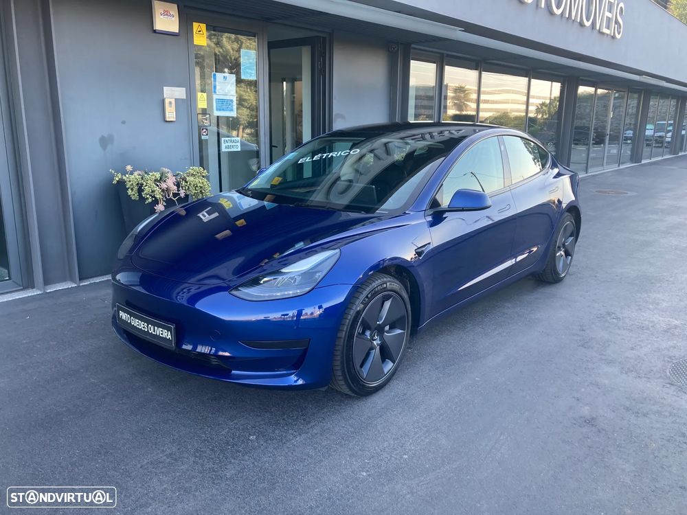 Tesla Model 3 2023 photo 3