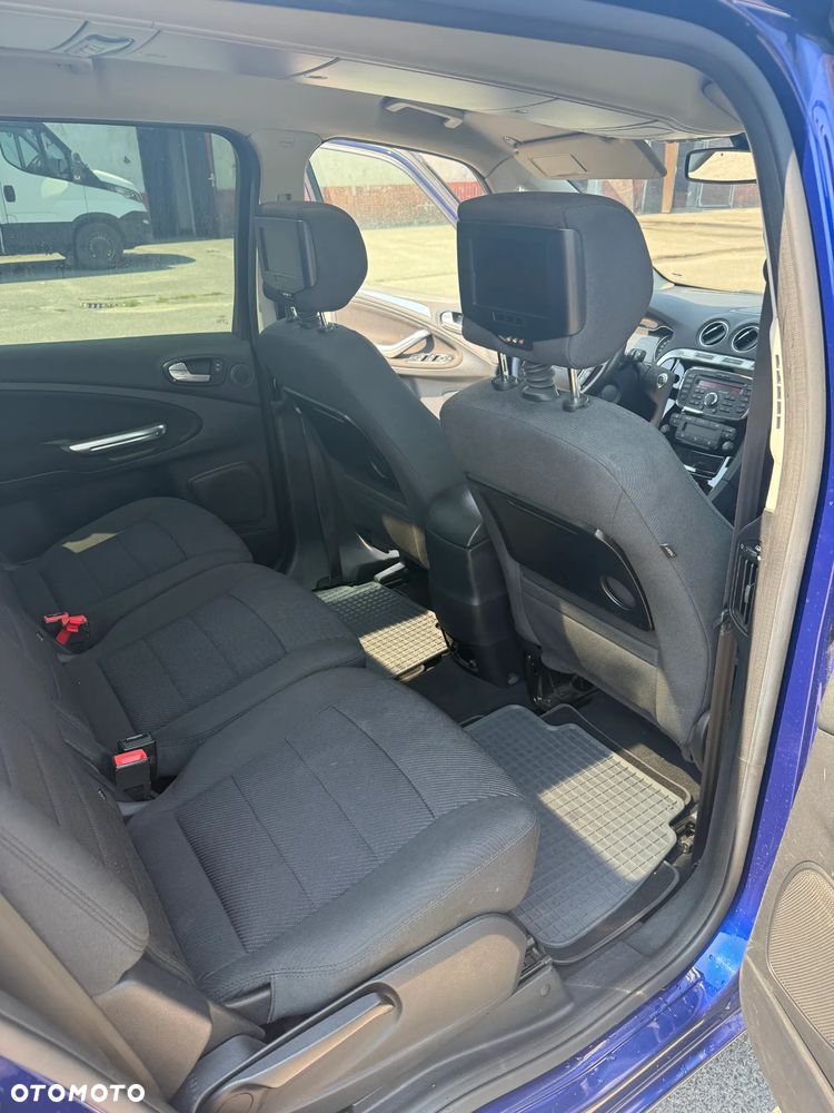 Ford Galaxy 2.0 TDCi Titanium - 17