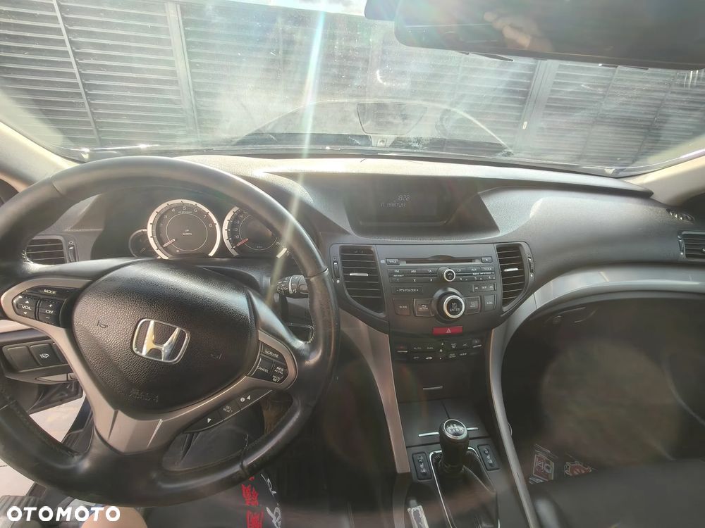 Honda Accord - 4