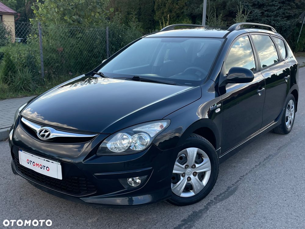 Hyundai i30 i30cw 1.6 CRDi blue Classic