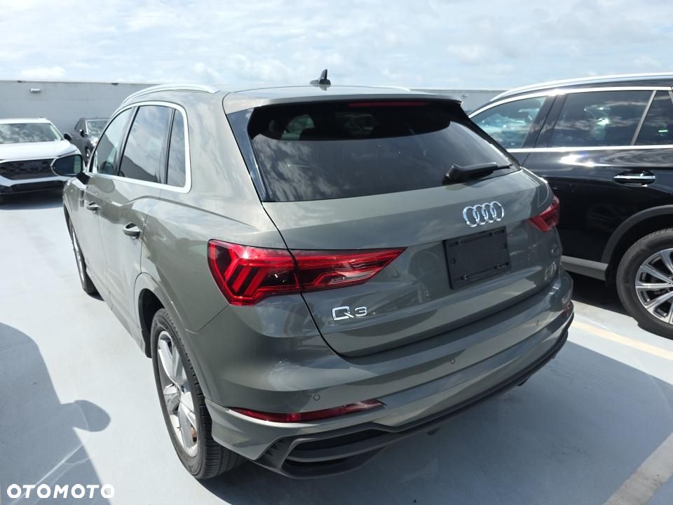 Audi Q3 45 TFSI Quattro S tronic S line - 5