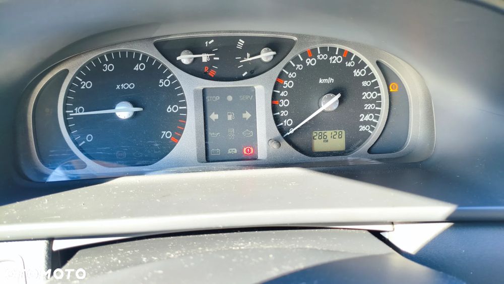 Renault Laguna 2.0 Confort Dynamique - 33