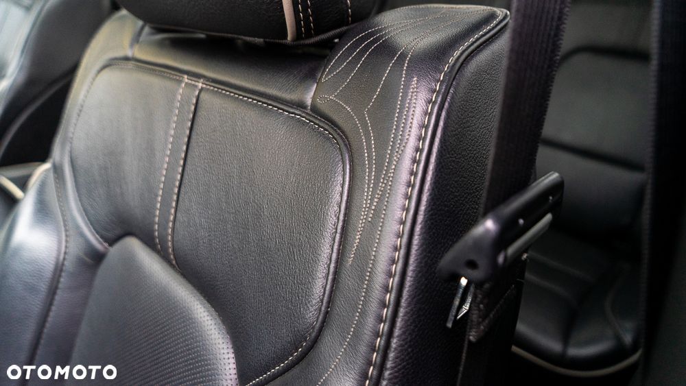 RAM 1500 Crew Cab Shortbed Limited - 10