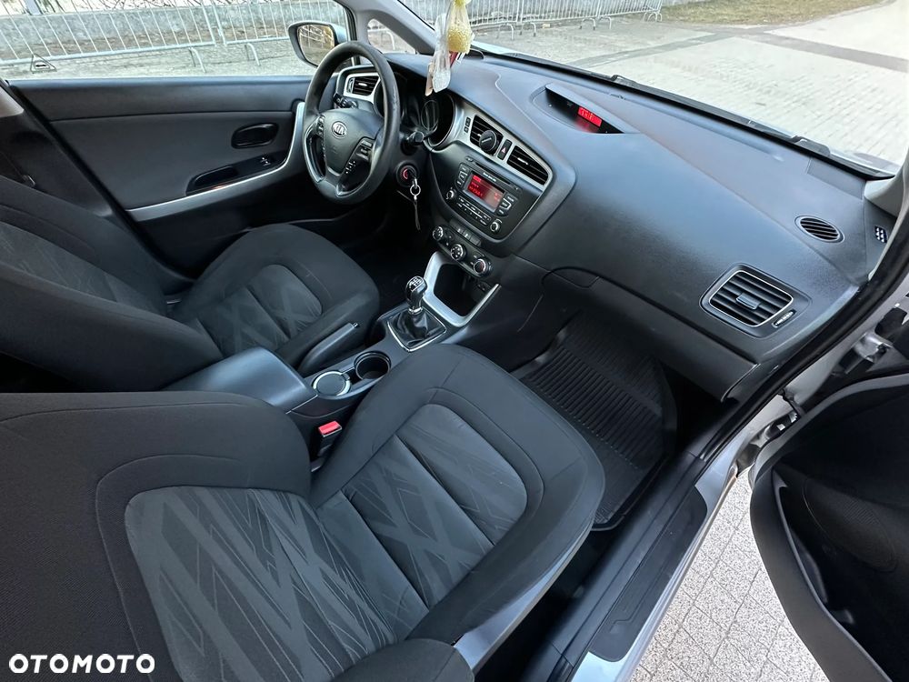 Kia Ceed 1.6 CRDi L - 8
