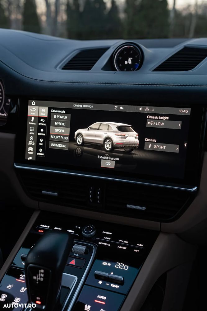 Porsche Cayenne E-Hybrid Tiptronic S - 28