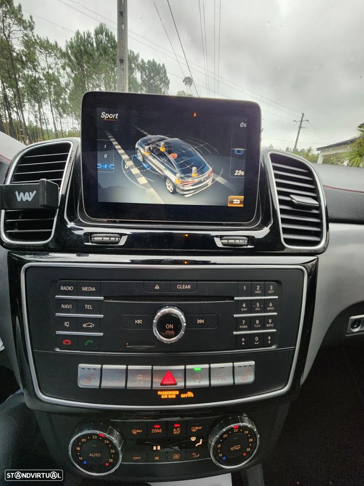 Mercedes-Benz GLE 350 d 4Matic 9G-TRONIC AMG Line - 12