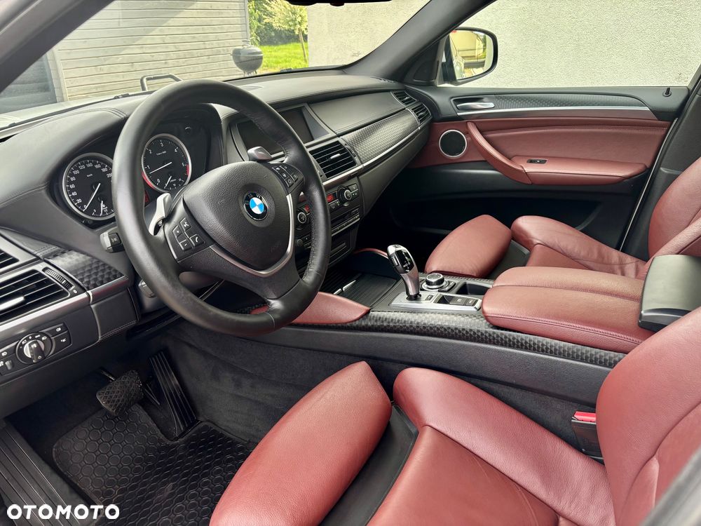 BMW X6 - 14