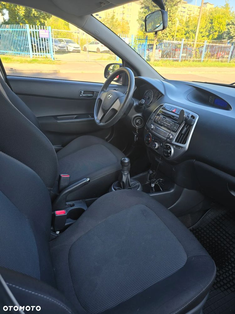 Hyundai i20 1.25 Classic + - 3