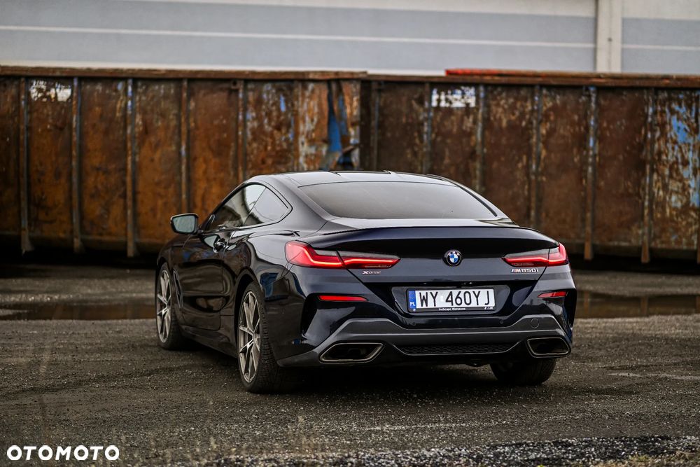 BMW Seria 8 - 16