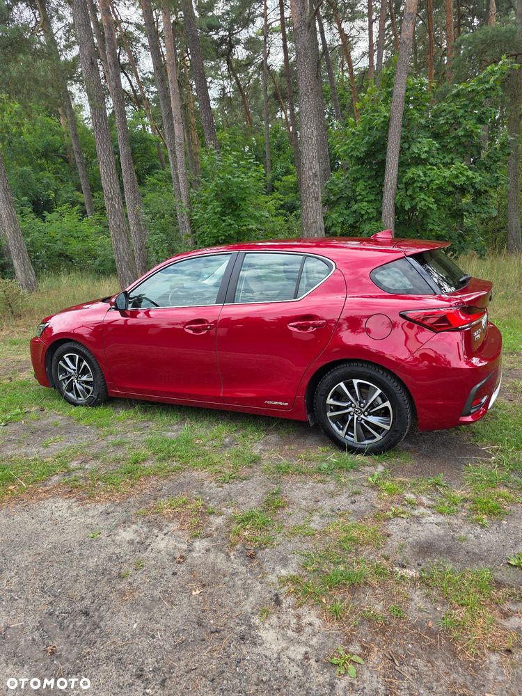 Lexus CT 200h Elegance EU6 - 11